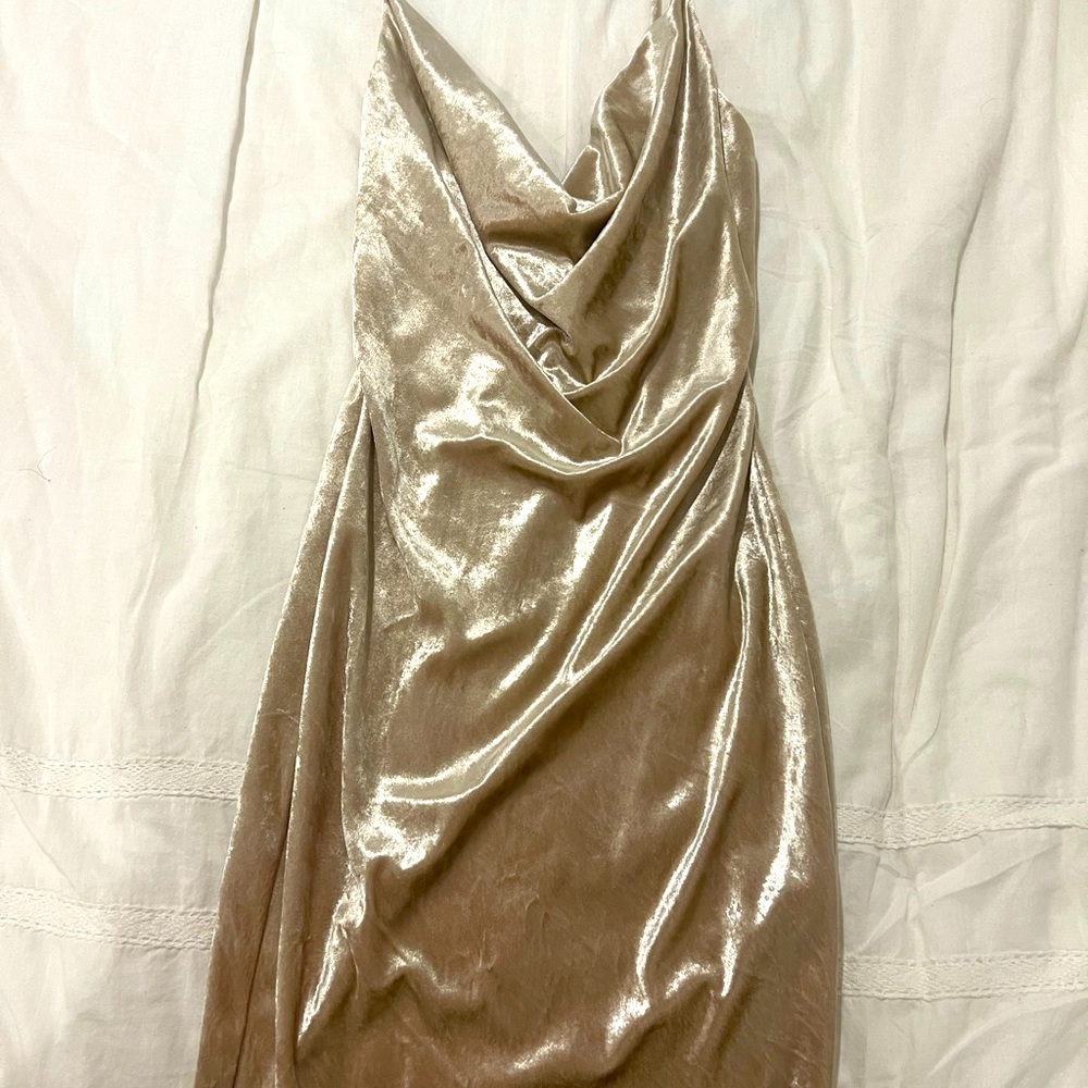 Windsor velvet champagne/light gold mini dress